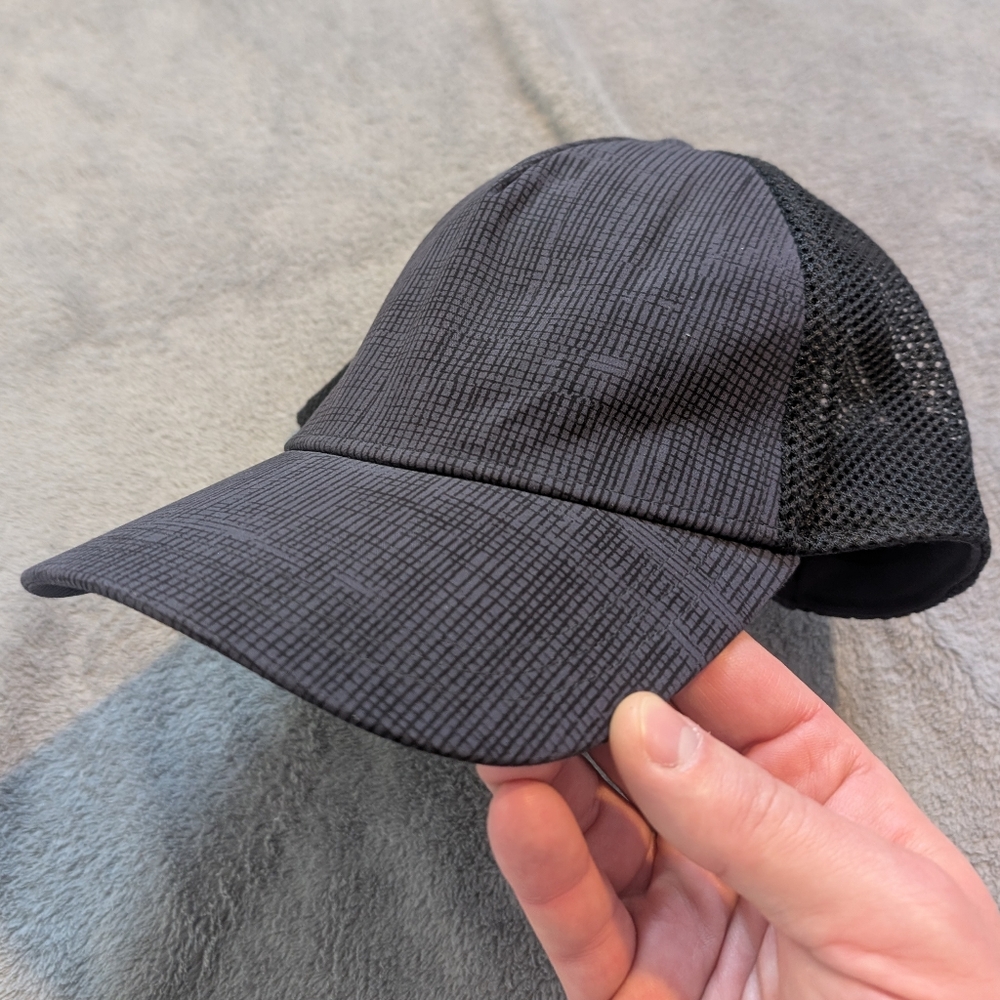 Lululemon Commission Mesh - Snapback Hat